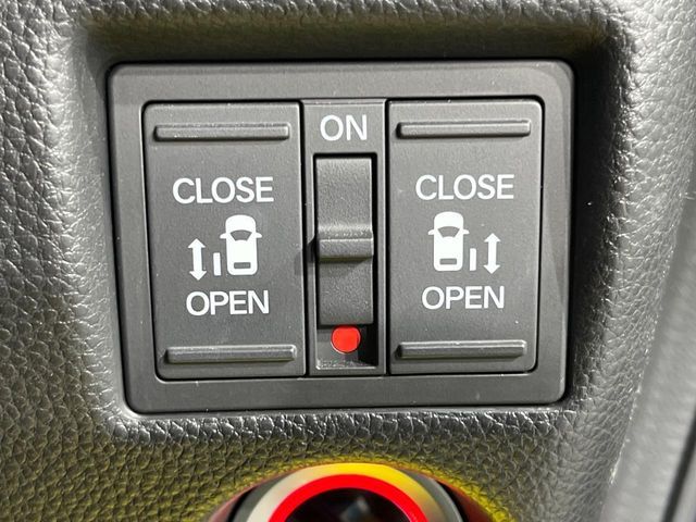 HONDA N BOX CUSTOM 2019 Image 31