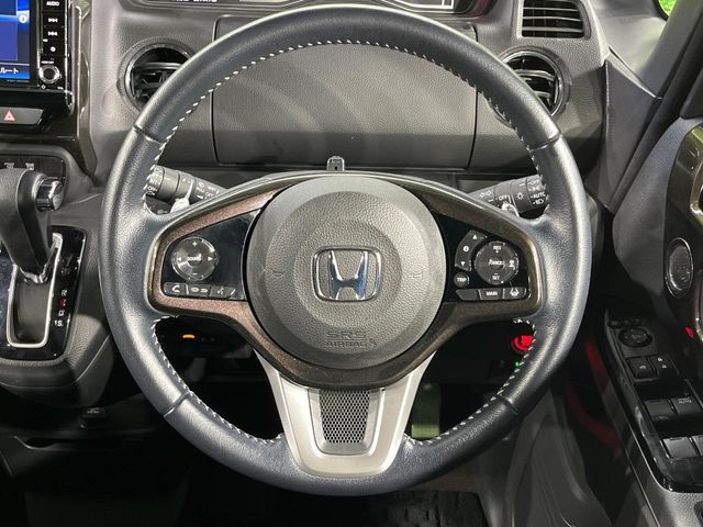 HONDA N BOX CUSTOM 2019 Image 31