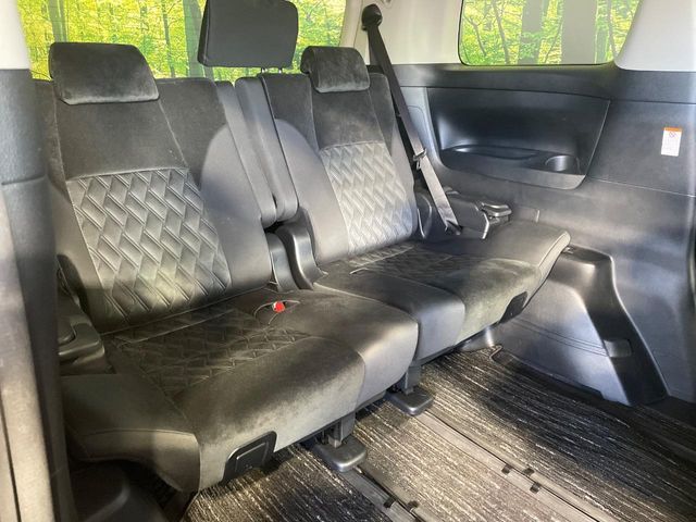 TOYOTA ALPHARD 2019 Image 31
