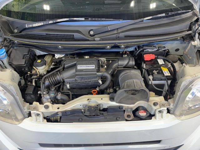 HONDA N BOX 2015 Image 31