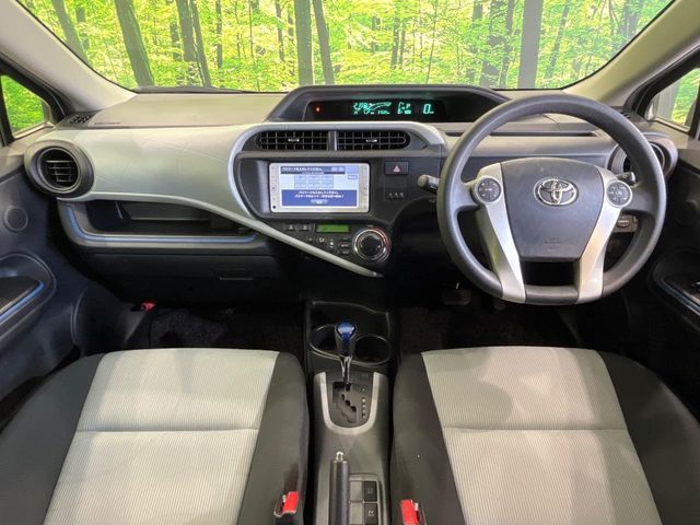 TOYOTA AQUA 2013 Image 31