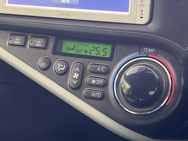 TOYOTA AQUA 2013 Image 31