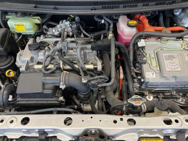 TOYOTA AQUA 2013 Image 31