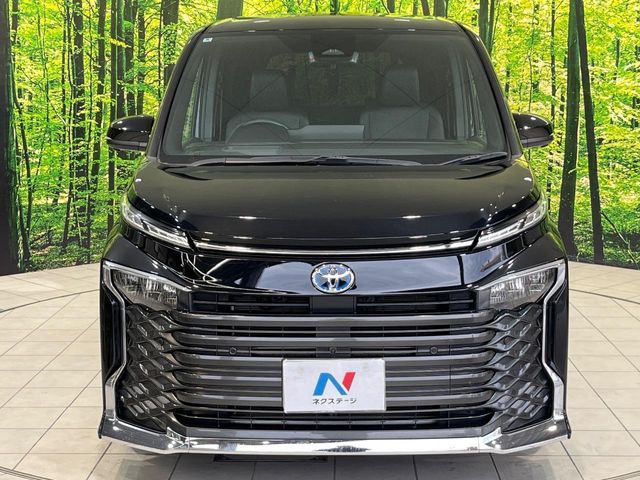 TOYOTA VOXY HYBRID 2022 Image 31