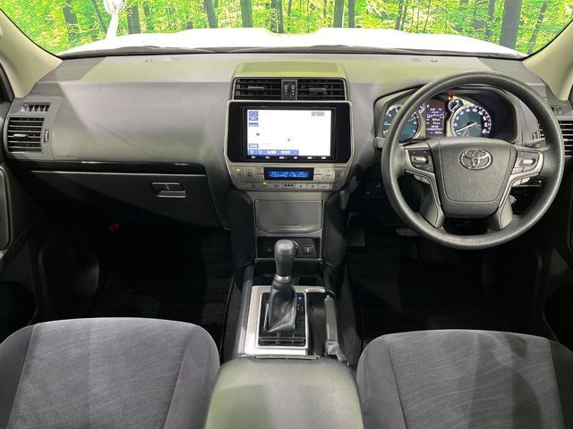 TOYOTA LANDCRUISER PRADO 2022 Image 31