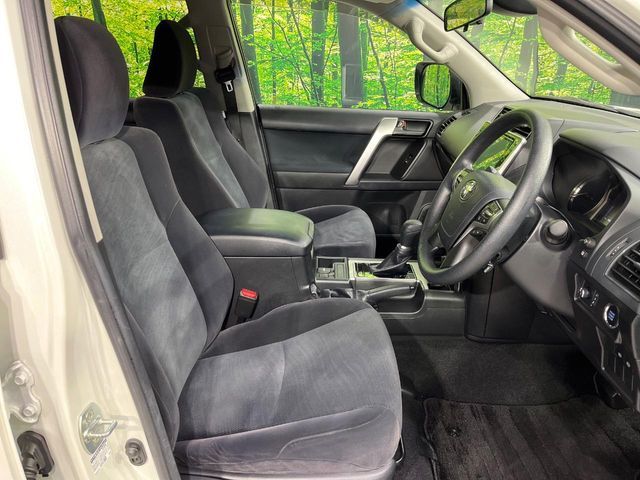 TOYOTA LANDCRUISER PRADO 2022 Image 31