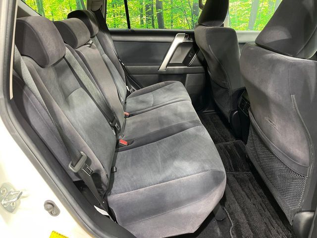 TOYOTA LANDCRUISER PRADO 2022 Image 31