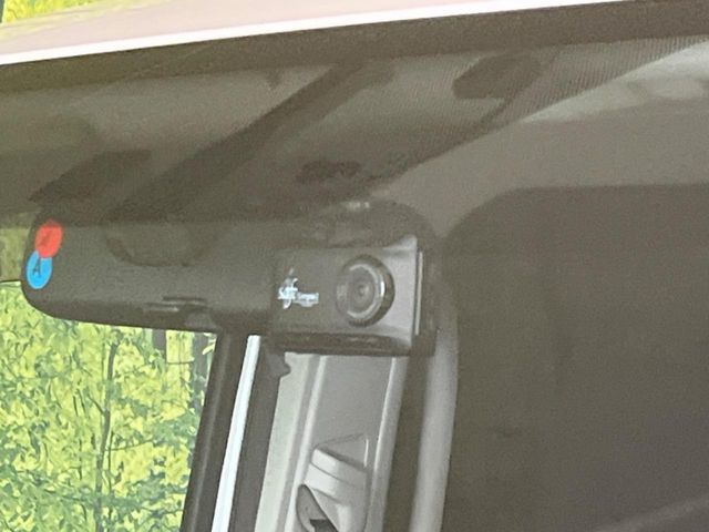 TOYOTA NOAH HYBRID 2015 Image 31