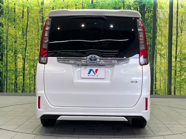 TOYOTA NOAH HYBRID 2015 Image 31