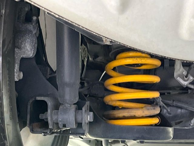 TOYOTA NOAH HYBRID 2015 Image 31