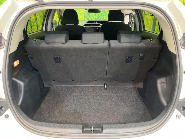 TOYOTA AQUA 2019 Image 31