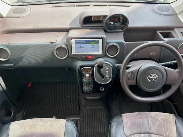 TOYOTA SPADE 2012 Image 31