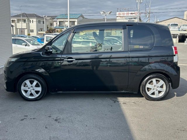 TOYOTA SPADE 2012 Image 31