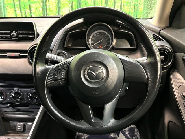 MAZDA DEMIO 2016 Image 31