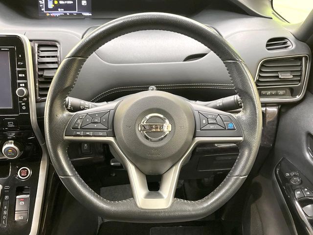 NISSAN SERENA  S-HYBRID 2017 Image 31