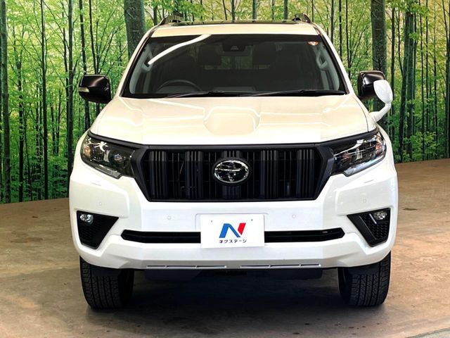 TOYOTA LANDCRUISER PRADO 2023 Image 31