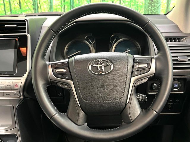TOYOTA LANDCRUISER PRADO 2023 Image 31