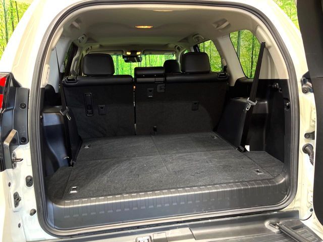 TOYOTA LANDCRUISER PRADO 2023 Image 31