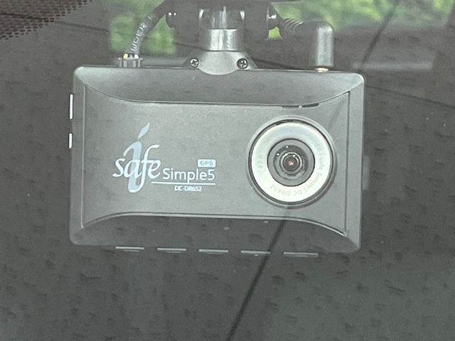 TOYOTA YARIS HYBRID 2021 Image 31