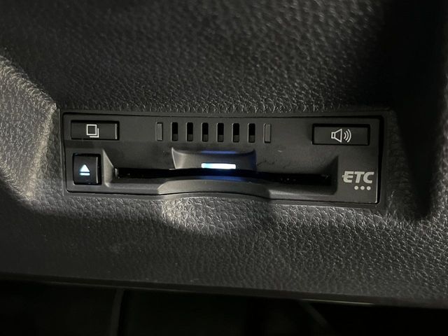 TOYOTA YARIS HYBRID 2021 Image 31