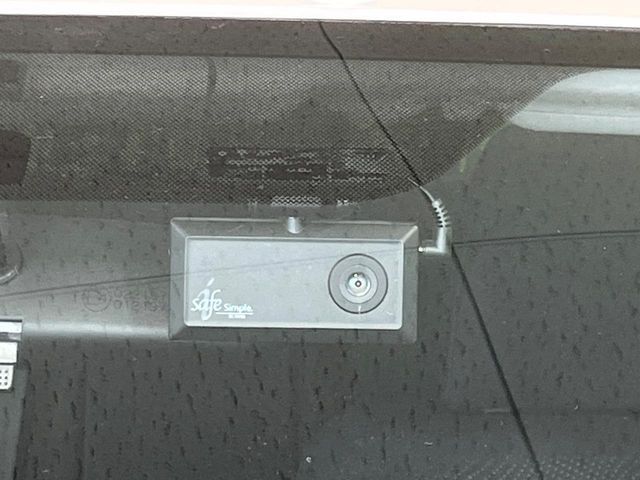TOYOTA PRIUS 2015 Image 31