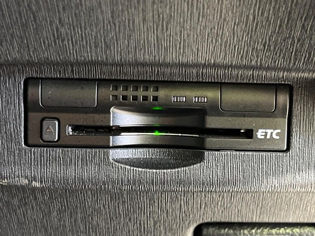 TOYOTA PRIUS 2015 Image 31