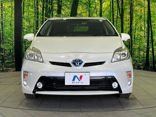 TOYOTA PRIUS 2015 Image 31