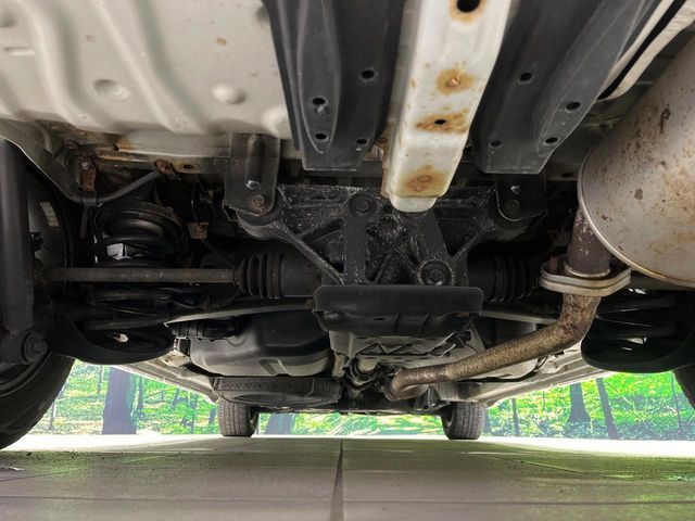 TOYOTA VOXY 4WD 2012 Image 31