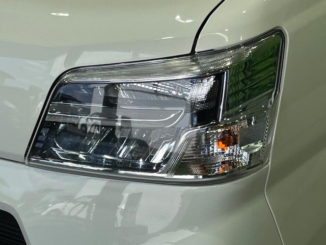 DAIHATSU HIJET CARGO 4WD 2021 Image 31