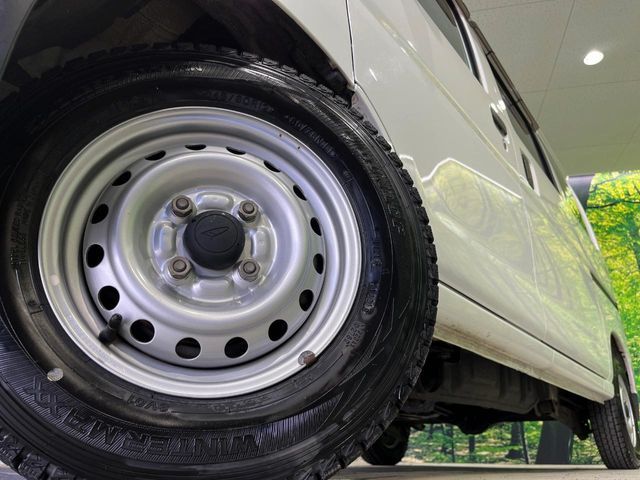 DAIHATSU HIJET CARGO 4WD 2021 Image 31