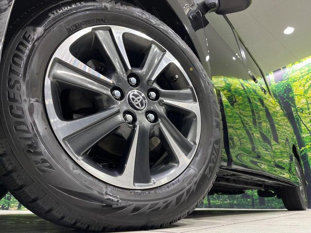 TOYOTA VOXY 4WD 2019 Image 31