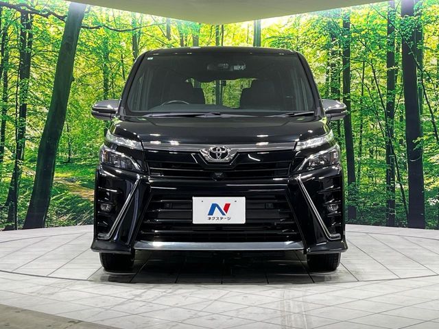 TOYOTA VOXY 4WD 2019 Image 31