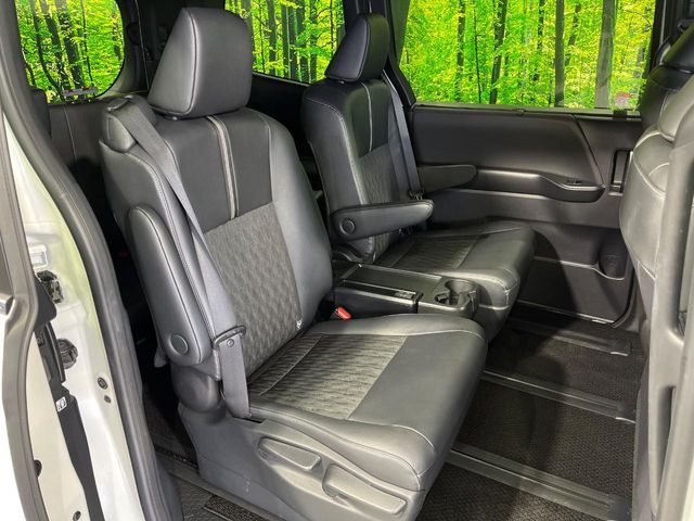 TOYOTA NOAH 4WD 2025 Image 31