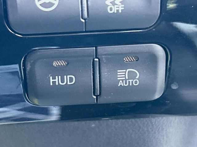 TOYOTA PRIUS 2017 Image 31