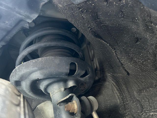 TOYOTA PRIUS 2017 Image 31