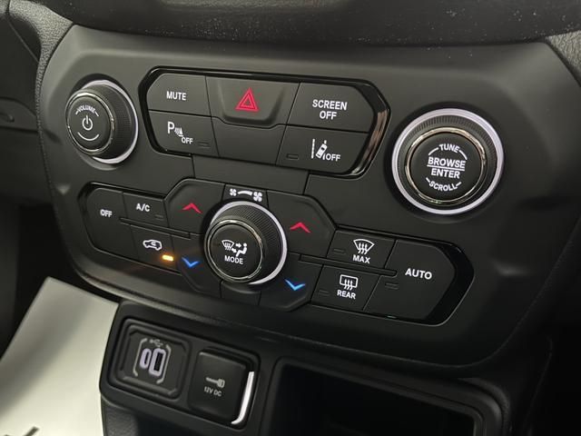 JEEP RENEGADE 2025 Image 31