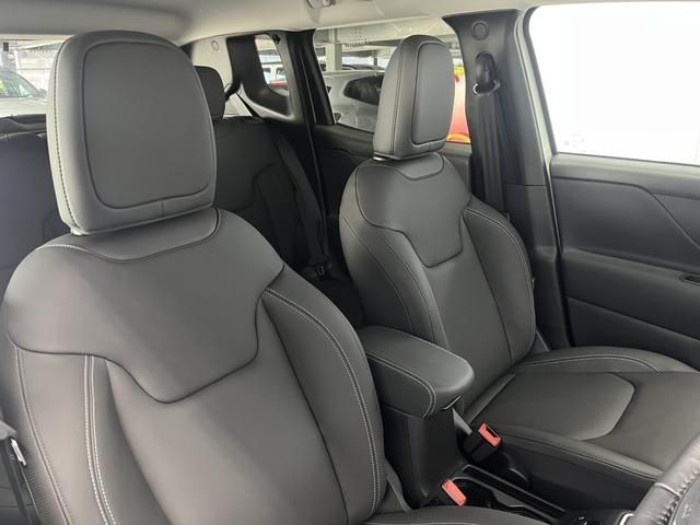 JEEP RENEGADE 2025 Image 31