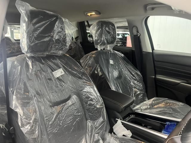 JEEP COMMANDER 2025 Image 31