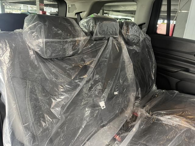 JEEP COMMANDER 2025 Image 31