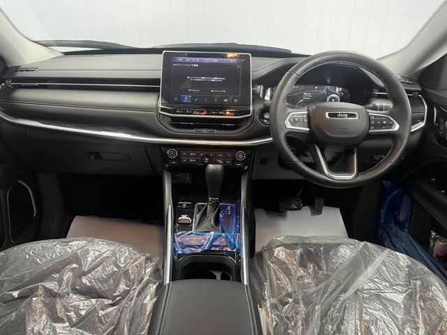 JEEP COMMANDER 2025 Image 31