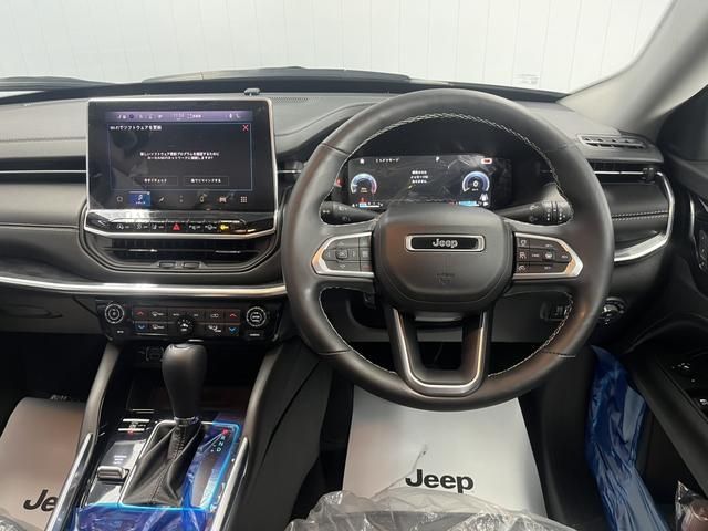 JEEP COMMANDER 2025 Image 31