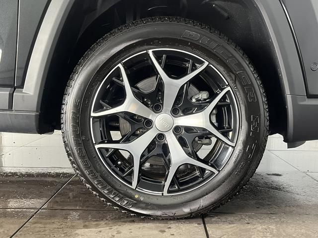 JEEP COMMANDER 2025 Image 31