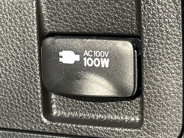 TOYOTA HARRIER 4WD 2023 Image 31