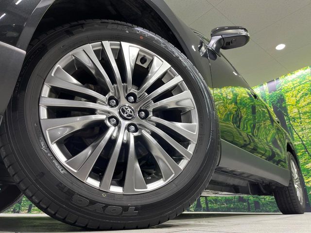 TOYOTA HARRIER 4WD 2023 Image 31