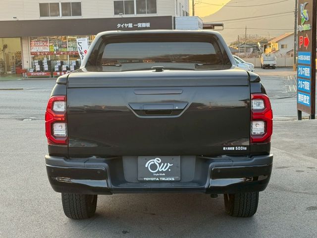 TOYOTA HILUX 4WD 2021 Image 31