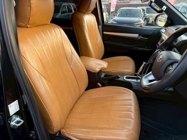 TOYOTA HILUX 4WD 2021 Image 31