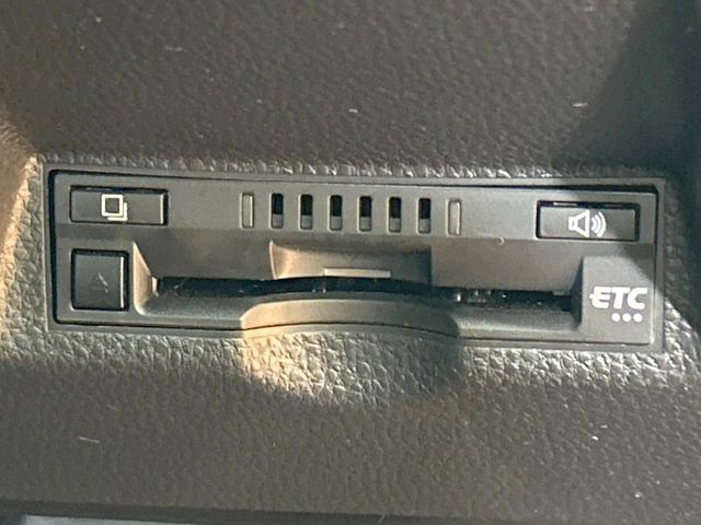 TOYOTA YARIS CROSS HYBRID 2021 Image 31