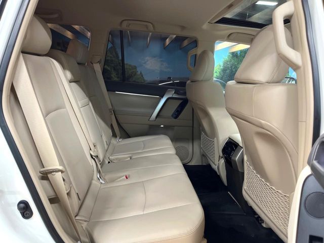 TOYOTA LANDCRUISER PRADO 2023 Image 31
