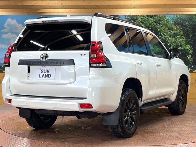 TOYOTA LANDCRUISER PRADO 2023 Image 31