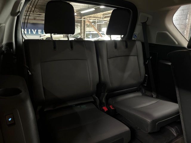 TOYOTA LANDCRUISER PRADO 2023 Image 31